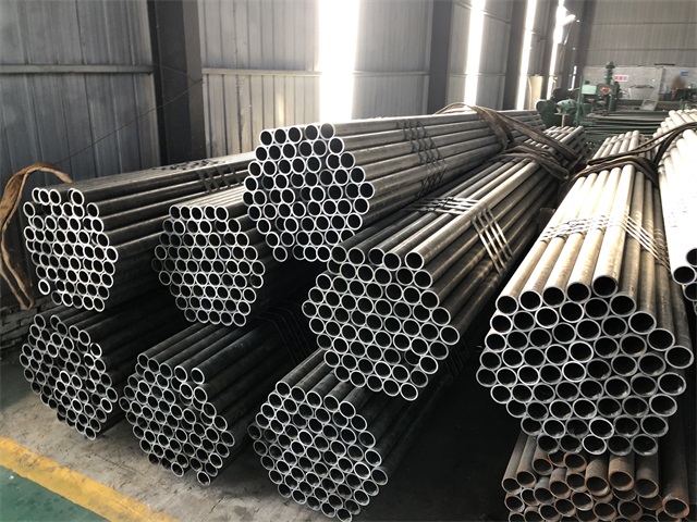 普洱小口径厚壁无缝钢管